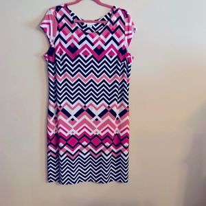 Pink black and white chevron stripe dress   Cap sleeves   Worn once   EUC